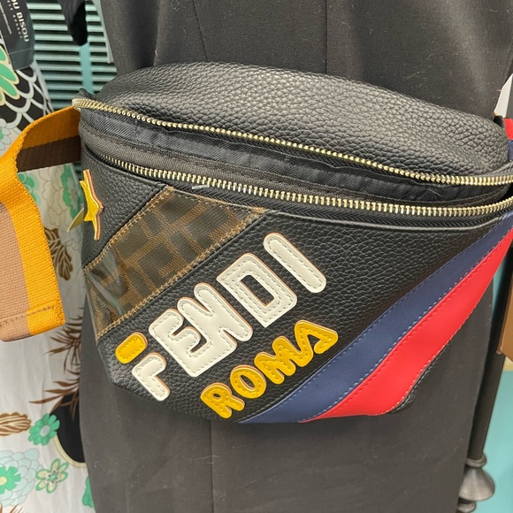 New with tag and authentic - Picture 3 of 6